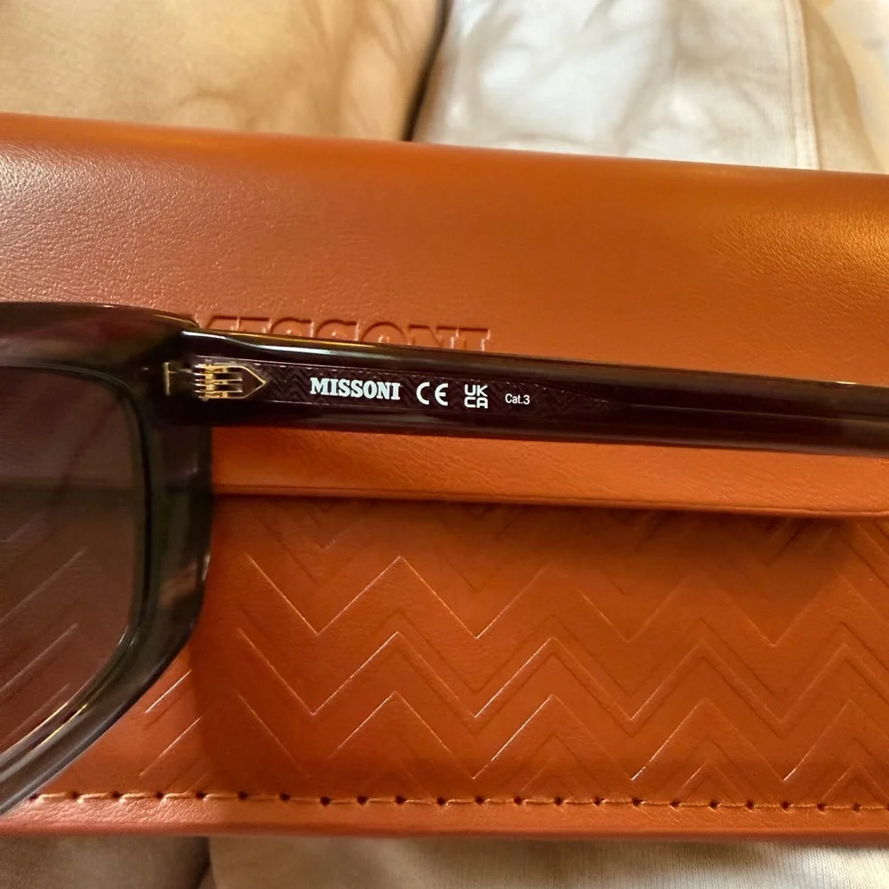 MISSONI Purple and Blue Gradient Acetate Sunglasses NWOT